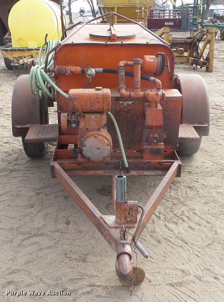 FMC Bean R10 pump in Kinsley, KS Item EA9777 sold Purple Wave