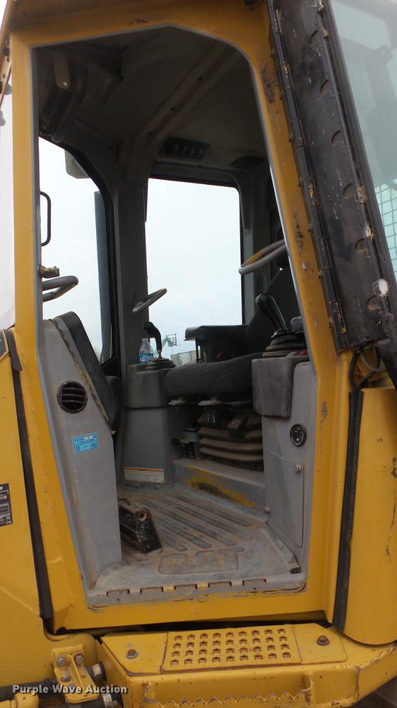 image for item EC9604 2006 Caterpillar D4G LGP dozer