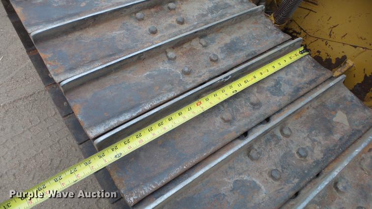 image for item EC9604 2006 Caterpillar D4G LGP dozer