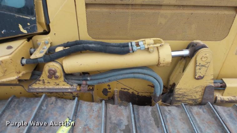 image for item EC9604 2006 Caterpillar D4G LGP dozer