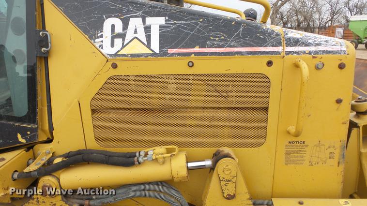 image for item EC9604 2006 Caterpillar D4G LGP dozer