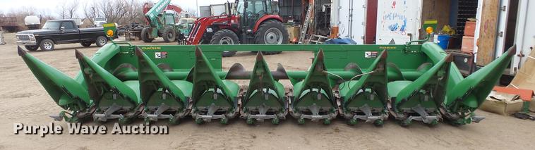 image for item EC9655 John Deere 608C Stalkmaster corn head
