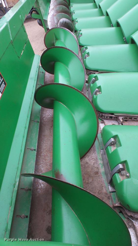 image for item EC9655 John Deere 608C Stalkmaster corn head