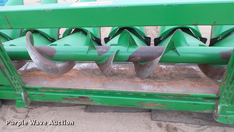 image for item EC9655 John Deere 608C Stalkmaster corn head