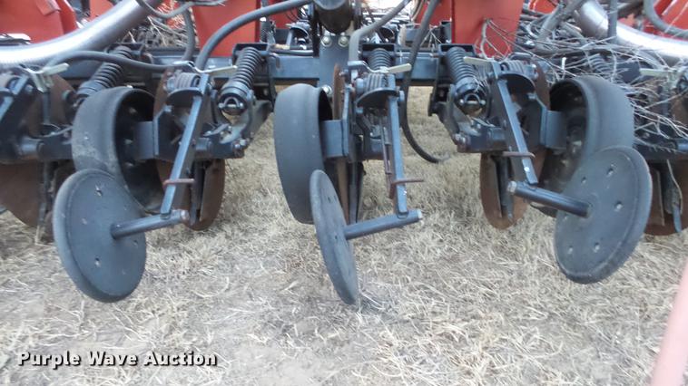 image for item EH9023 2007 Case IH SDX40 no-till air seeder