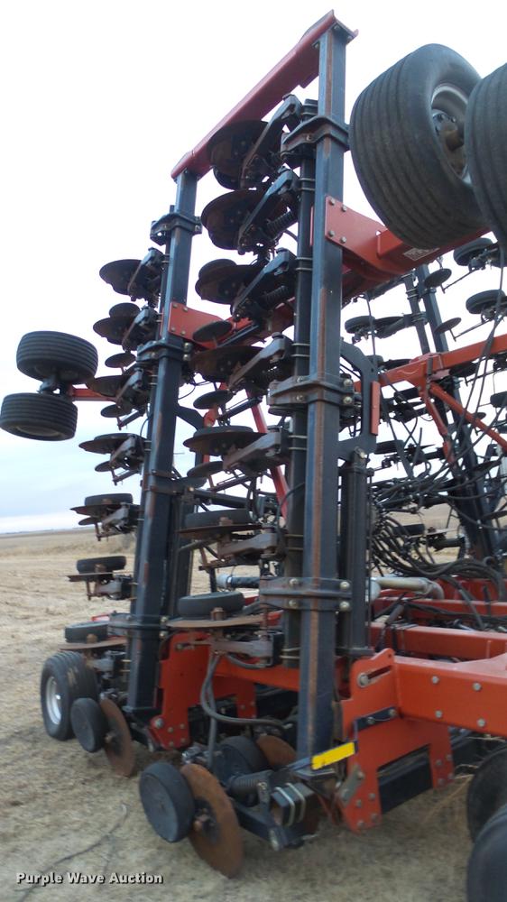 image for item EH9023 2007 Case IH SDX40 no-till air seeder