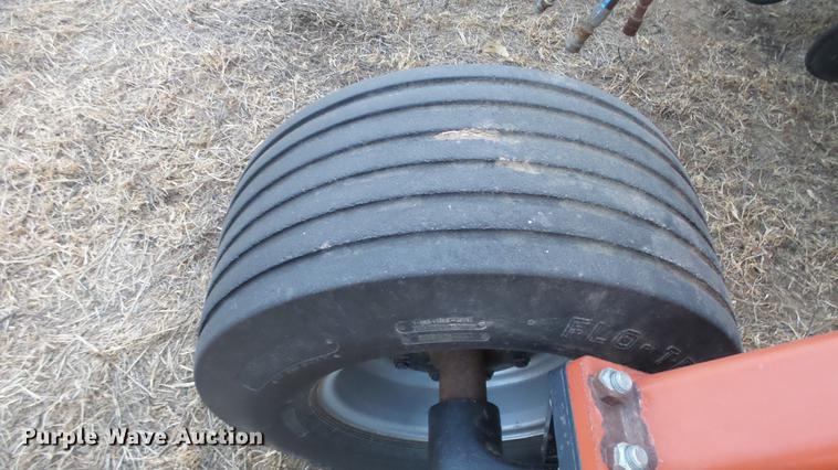 image for item EH9023 2007 Case IH SDX40 no-till air seeder