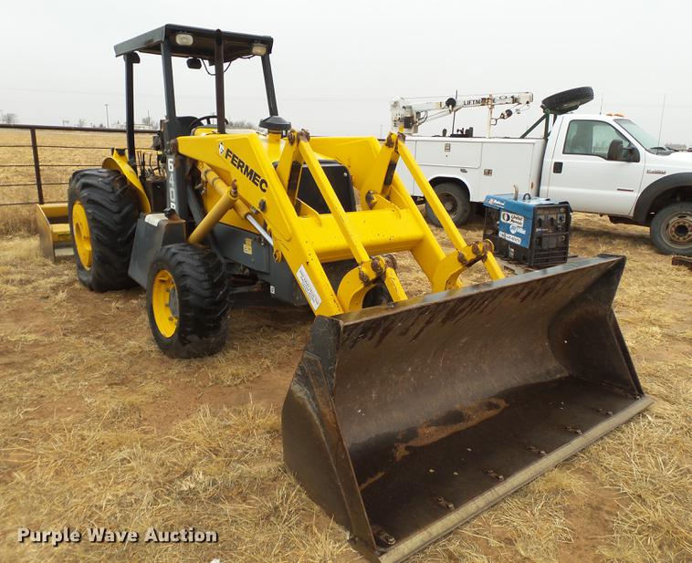 image for item EI9545 2001 Fermec 640B landscape tractor