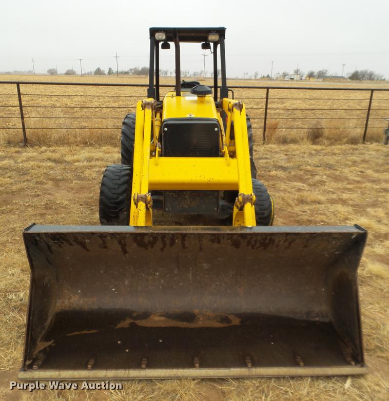 image for item EI9545 2001 Fermec 640B landscape tractor