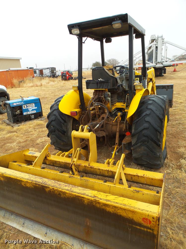 image for item EI9545 2001 Fermec 640B landscape tractor