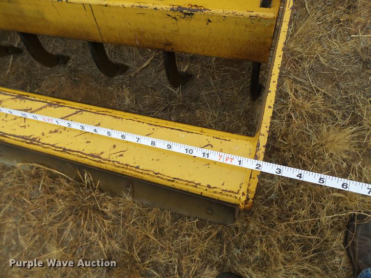 image for item EI9545 2001 Fermec 640B landscape tractor