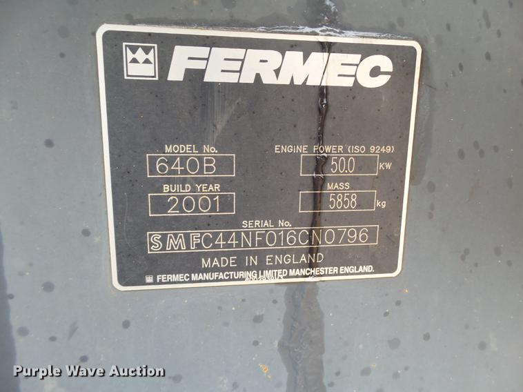 image for item EI9545 2001 Fermec 640B landscape tractor