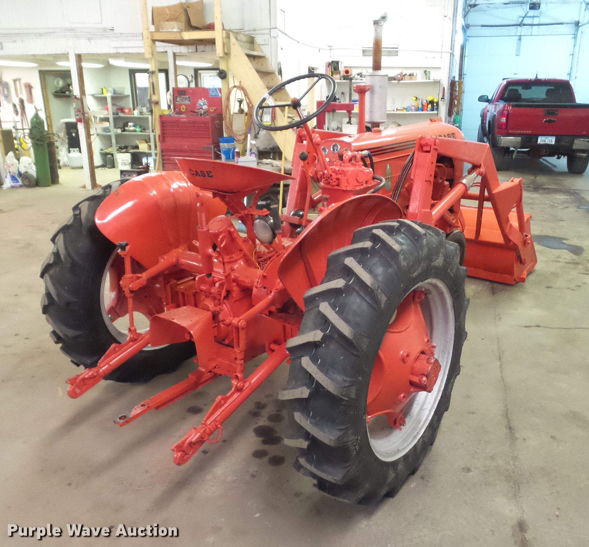 1951 Case VAC tractor in Atlantic, IA Item DZ9220 sold Purple Wave
