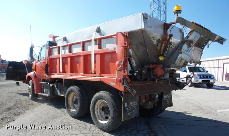 image for item AY9611 2001 Sterling L7500 dump truck