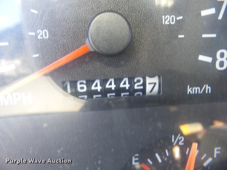 image for item AY9611 2001 Sterling L7500 dump truck