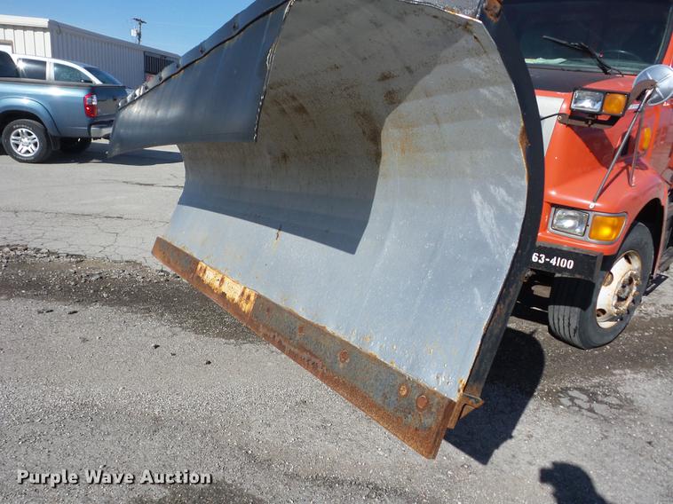 image for item AY9611 2001 Sterling L7500 dump truck