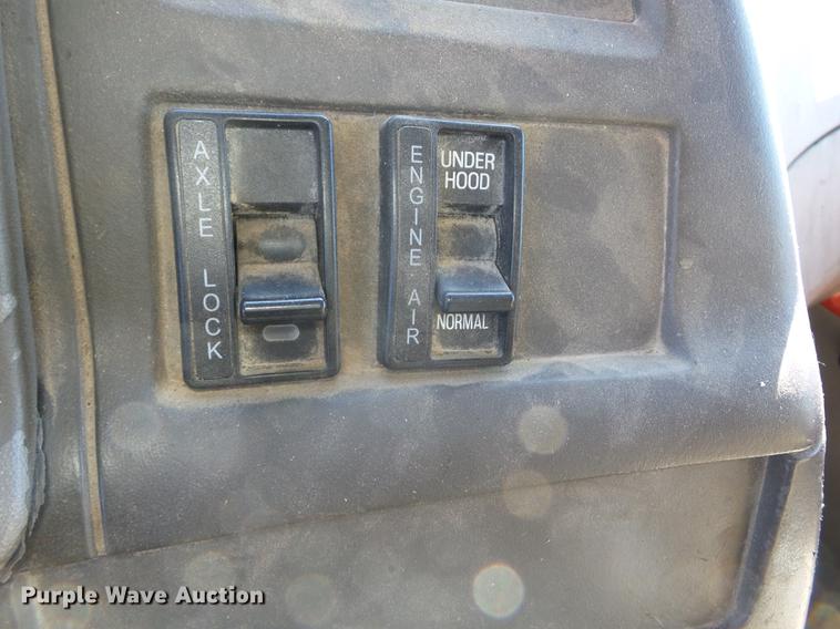 image for item AY9612 2003 Sterling LT7501 dump truck