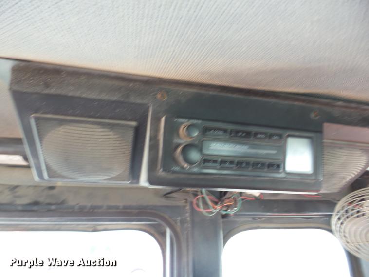 image for item AY9613 1997 Galion 830B motor grader