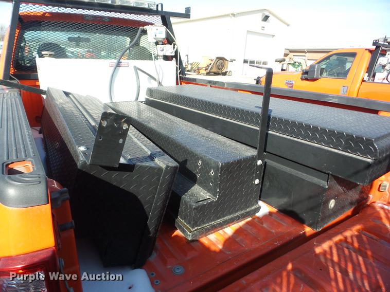 image for item AY9618 2008 Ford F250 Super Duty pickup truck