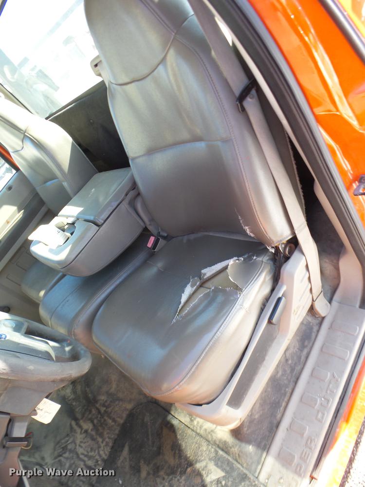 image for item AY9619 2008 Ford F250 Super Duty pickup truck