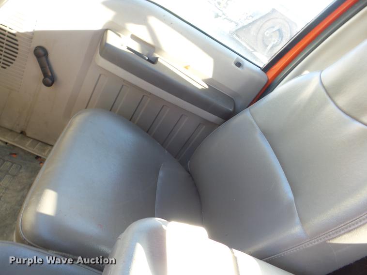 image for item AY9619 2008 Ford F250 Super Duty pickup truck