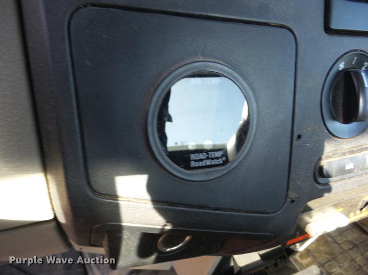 image for item AY9619 2008 Ford F250 Super Duty pickup truck