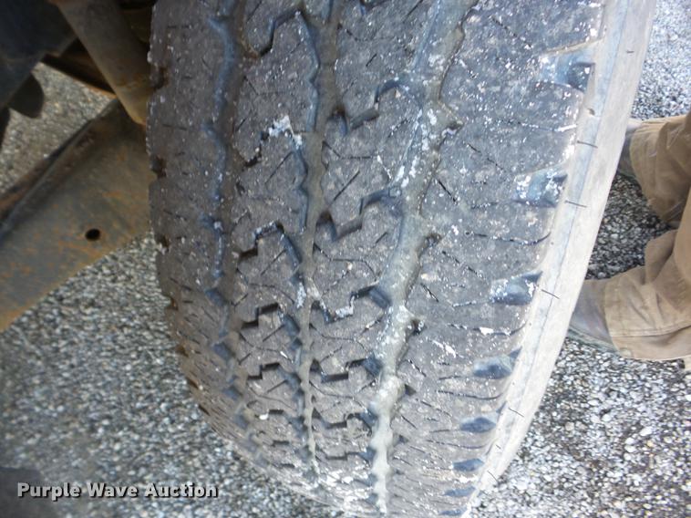 image for item AY9619 2008 Ford F250 Super Duty pickup truck