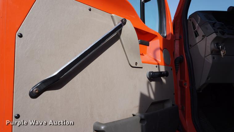 image for item DB0393 2003 Sterling LT7500 dump truck