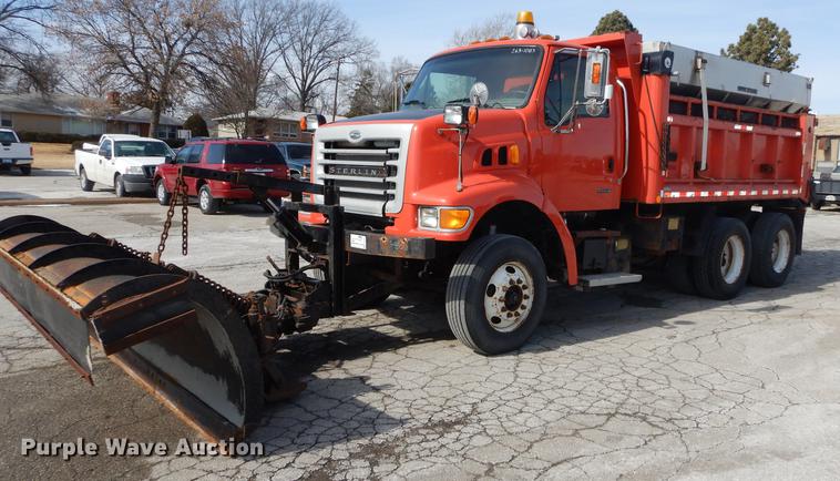 image for item DB0395 2003 Sterling LT7500 dump truck