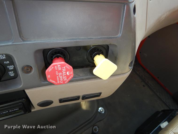 image for item DB0395 2003 Sterling LT7500 dump truck