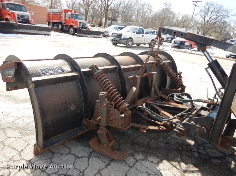 image for item DB0395 2003 Sterling LT7500 dump truck