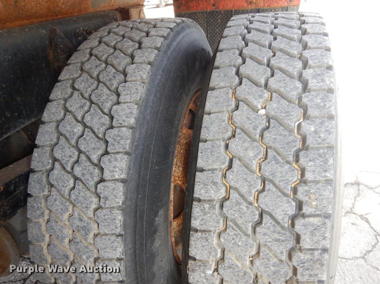 image for item DB0395 2003 Sterling LT7500 dump truck