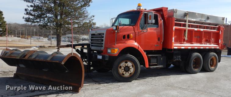 image for item DB0396 2003 Sterling LT7500 dump truck