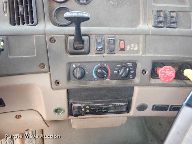 image for item DB0396 2003 Sterling LT7500 dump truck