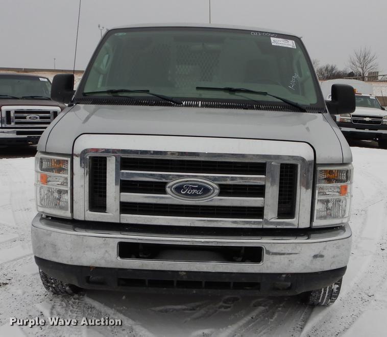 image for item DB0398 2010 Ford E150 van