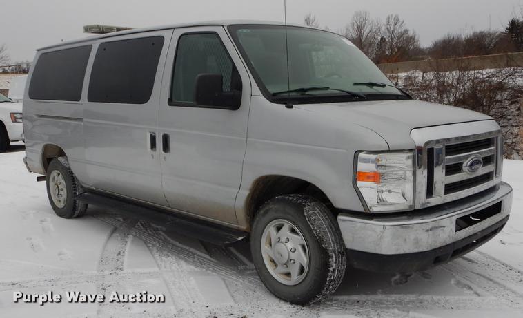 image for item DB0398 2010 Ford E150 van