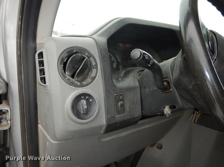 image for item DB0398 2010 Ford E150 van