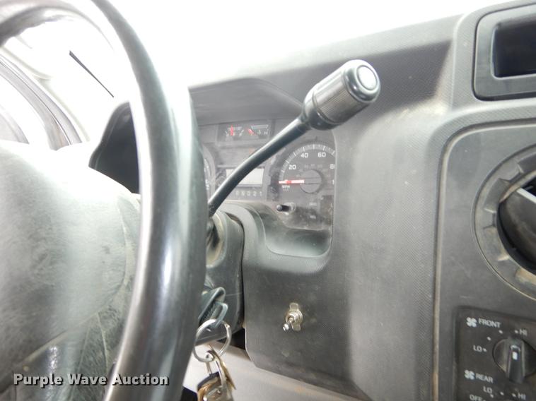 image for item DB0398 2010 Ford E150 van