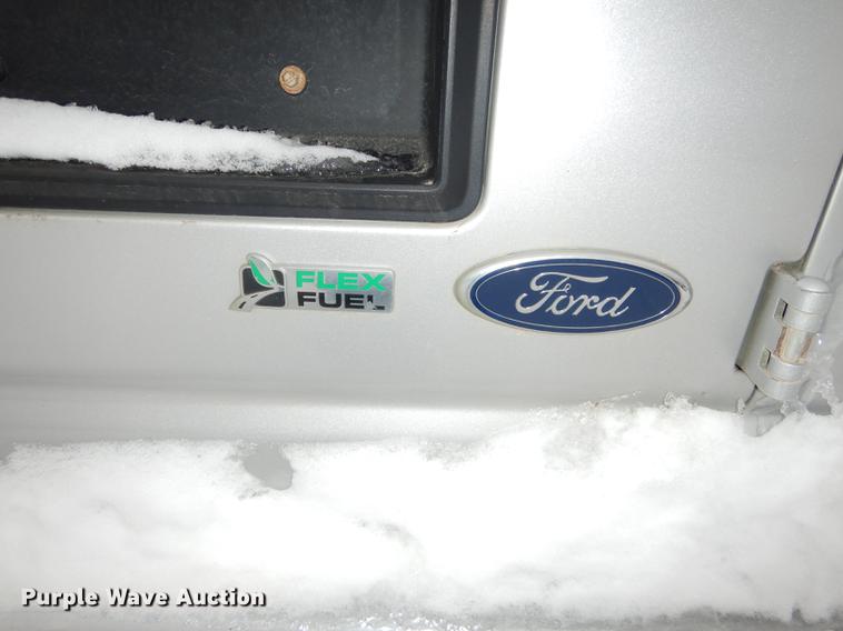 image for item DB0398 2010 Ford E150 van