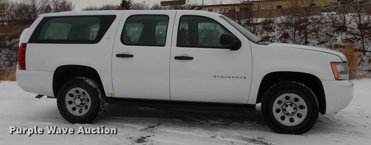 image for item DB0399 2008 Chevrolet Suburban 1500 SUV