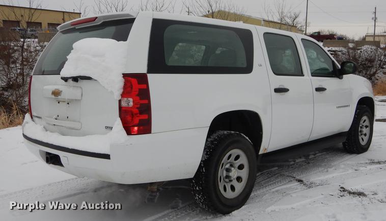 image for item DB0399 2008 Chevrolet Suburban 1500 SUV