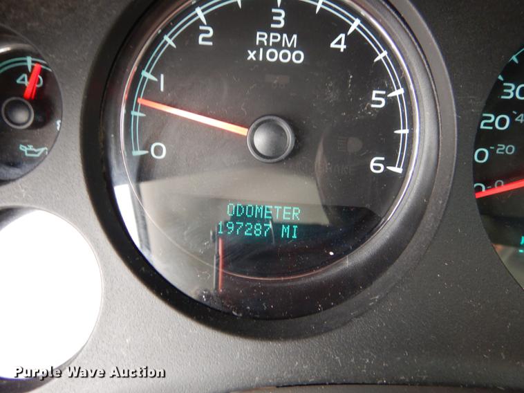 image for item DB0399 2008 Chevrolet Suburban 1500 SUV