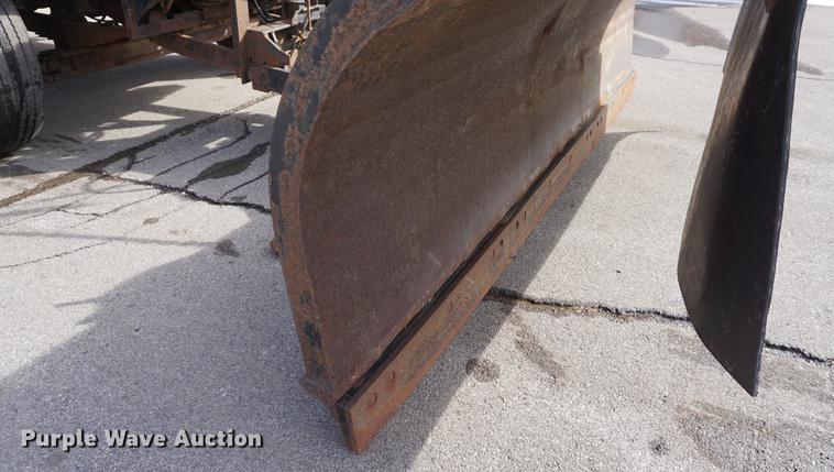 image for item DB0403 2001 Sterling LT7500 dump truck