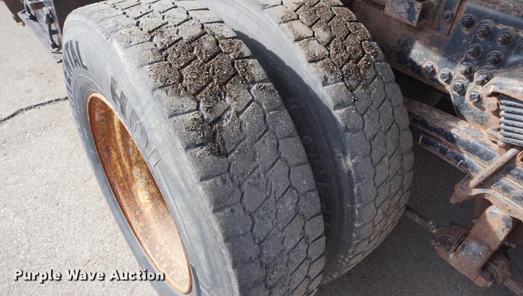 image for item DB0403 2001 Sterling LT7500 dump truck