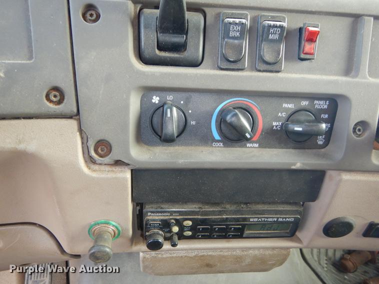 image for item DB0406 2003 Sterling LT7500 dump truck