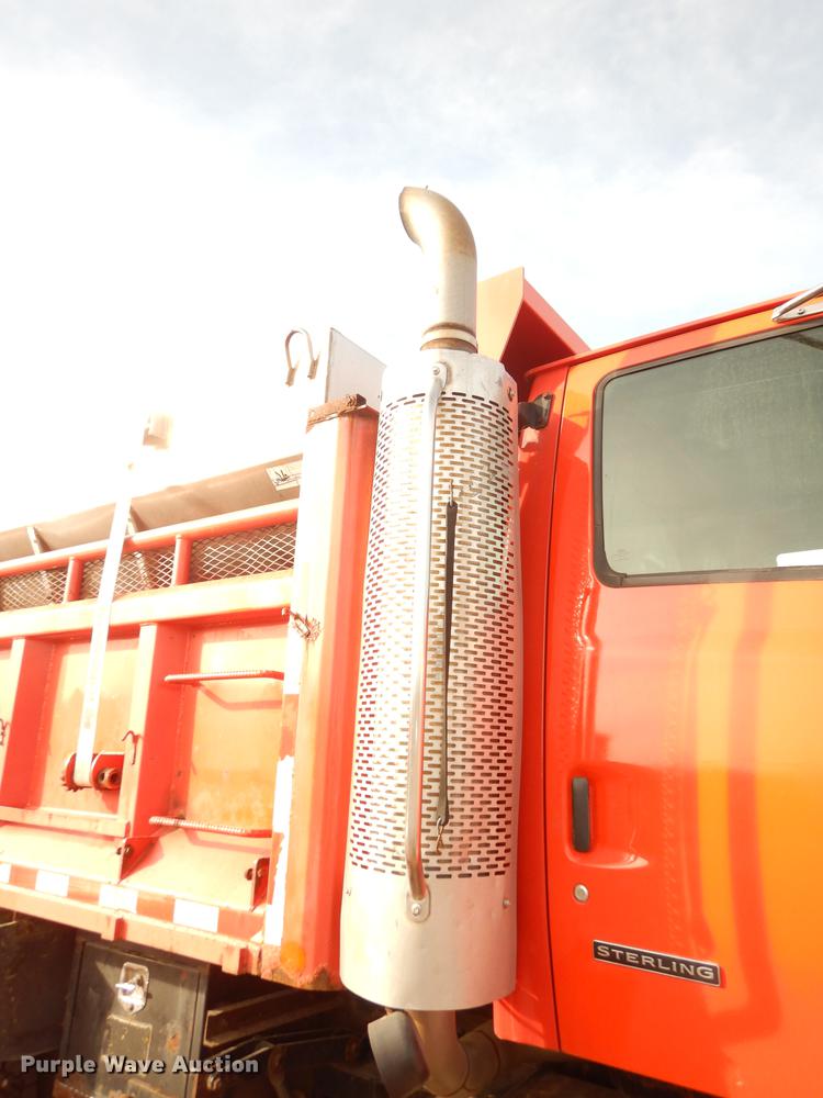 image for item DB0406 2003 Sterling LT7500 dump truck