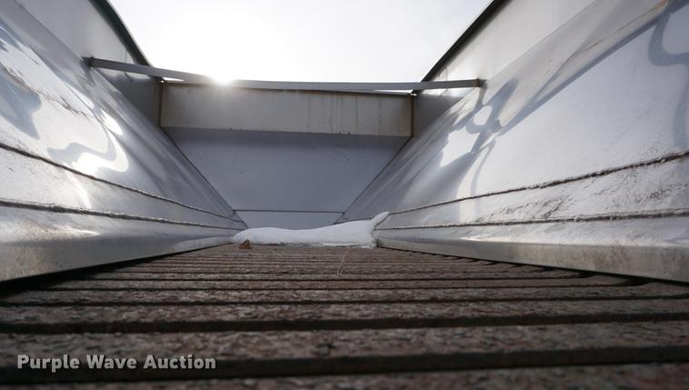 image for item DB0407 2003 Sterling LT7500 dump truck