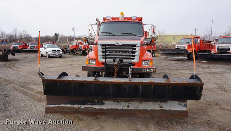 image for item DB0408 2001 Sterling LT7500 dump truck