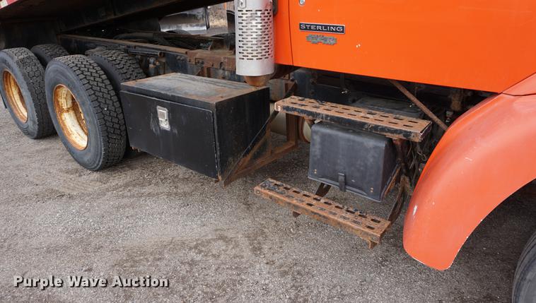 image for item DB0408 2001 Sterling LT7500 dump truck