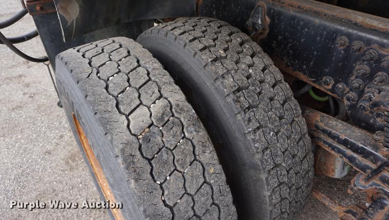 image for item DB0408 2001 Sterling LT7500 dump truck